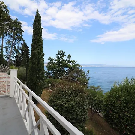 Ljerka, Step To The Sea Villa