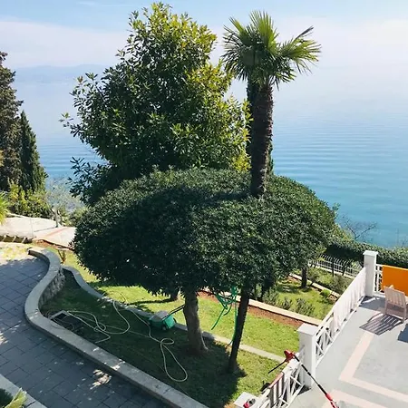 Ljerka, Step To The Sea * Opatija