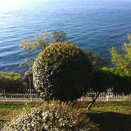 Ljerka, Step To The Sea Villa *