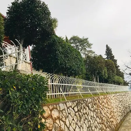 Ljerka, Step To The Sea Opatija